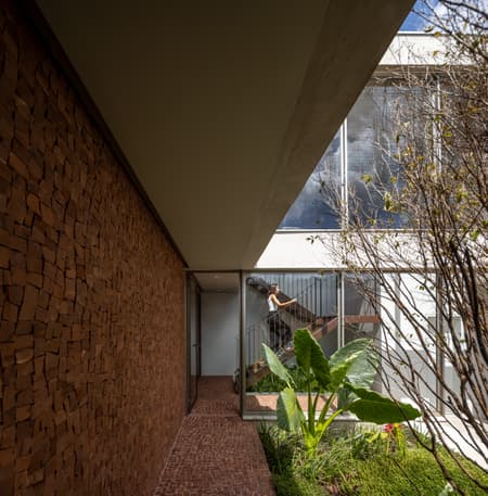 Axial House